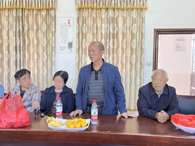 重陽敬老  情暖金秋