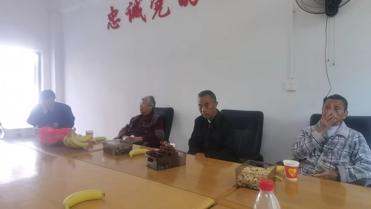 九九重陽節(jié)，濃濃敬老情