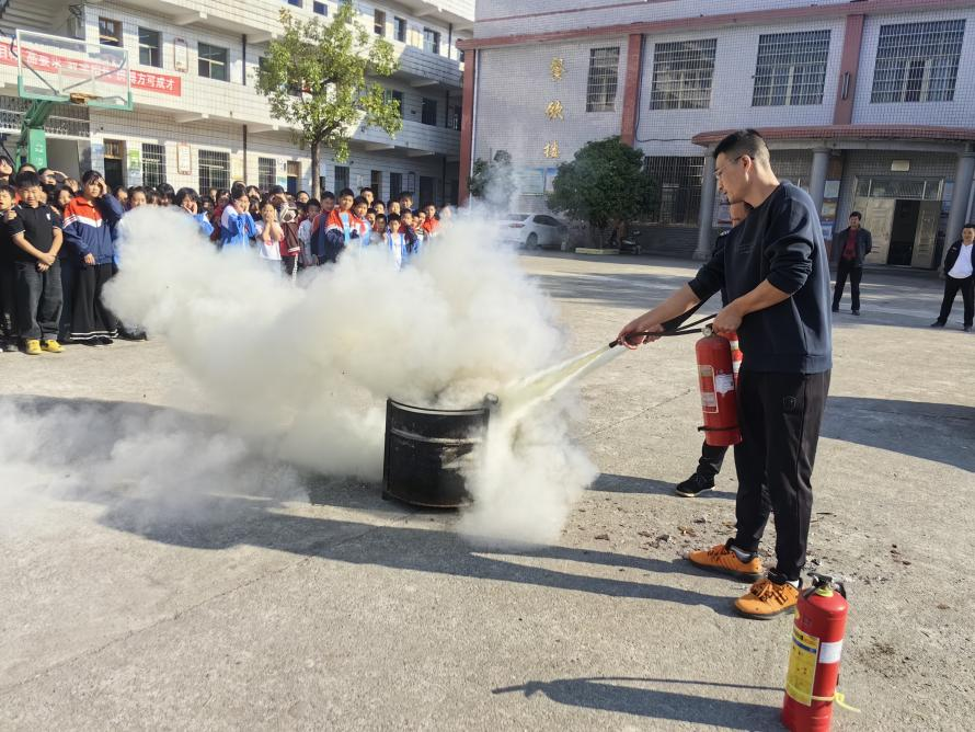 消防安全常抓不懈，疏散演練警鐘長鳴