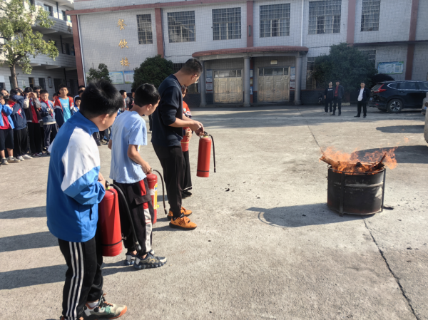 消防安全常抓不懈，疏散演練警鐘長鳴