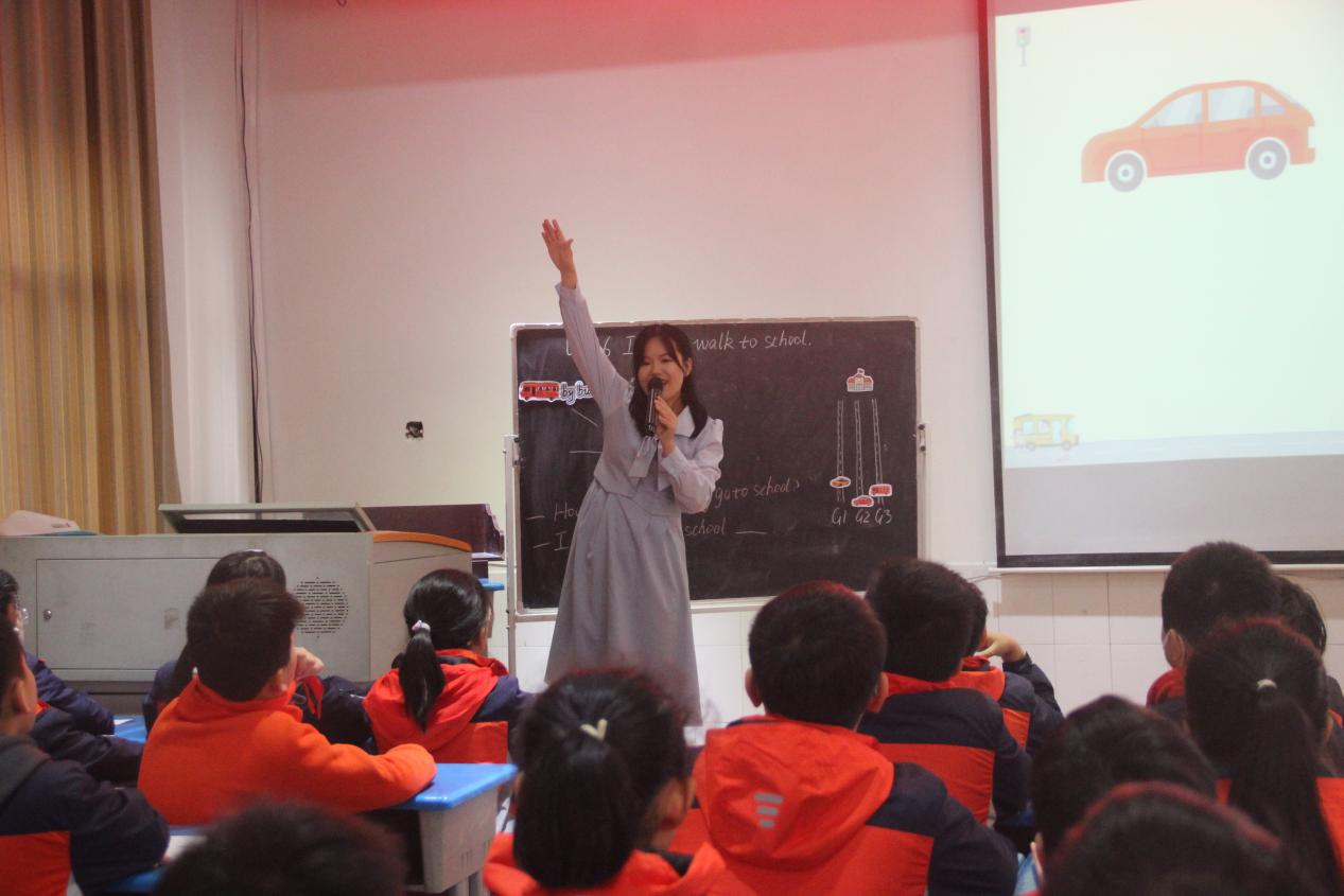 宋家塘街道中心學(xué)校中青年教師小學(xué)英語教學(xué)競賽在城區(qū)二小舉行