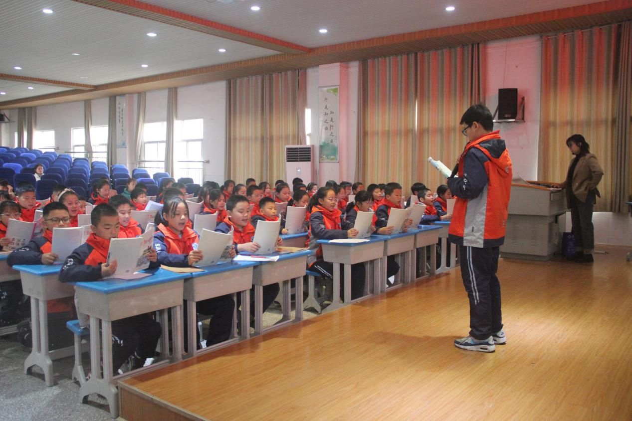 宋家塘街道中心學(xué)校中青年教師小學(xué)英語教學(xué)競賽在城區(qū)二小舉行