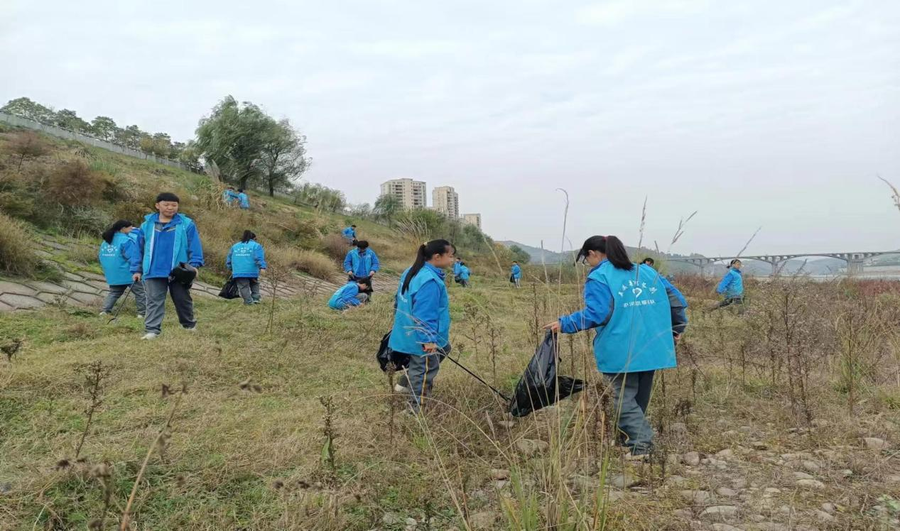 守護(hù)碧水清流，逐夢(mèng)幸福河