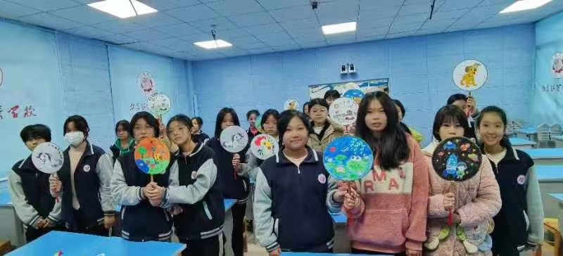 白倉鎮(zhèn)芙蓉學(xué)校開展“1212真情關(guān)懷 溫暖童心”關(guān)愛留守兒童主題教育