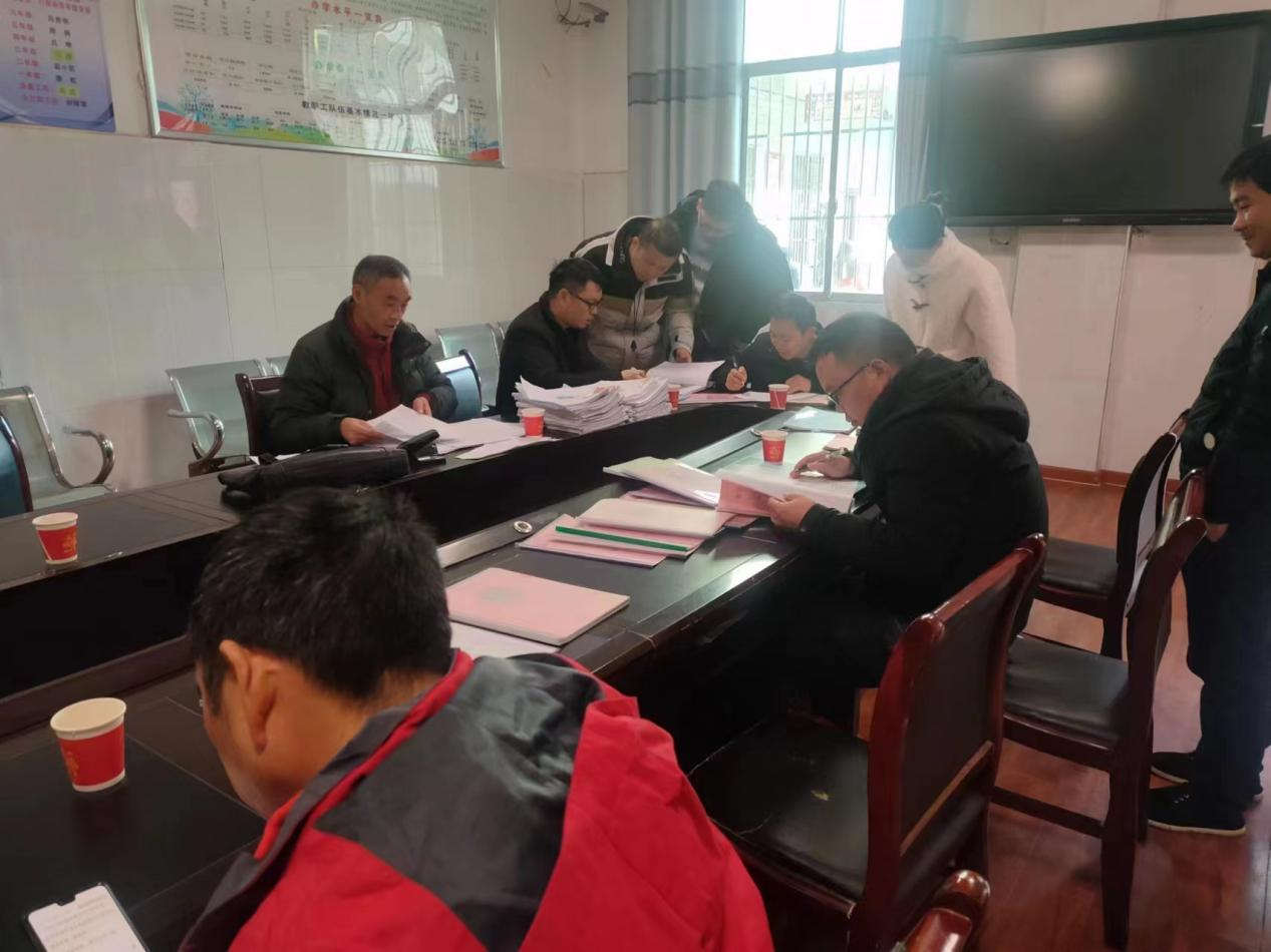 邵陽縣教育局督導(dǎo)室對教育“四項”重點工作進行主題督導(dǎo)