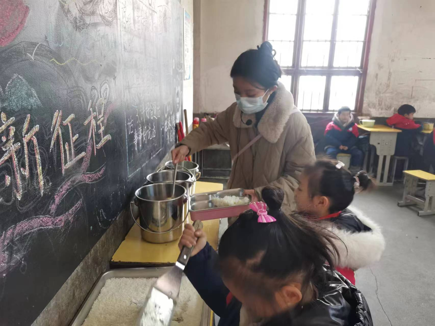 班主任謝昀澍：以身示范  用愛守護(hù)