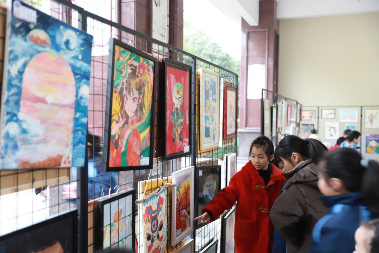 城區(qū)二小第六屆校園文化藝術節(jié)如期舉行