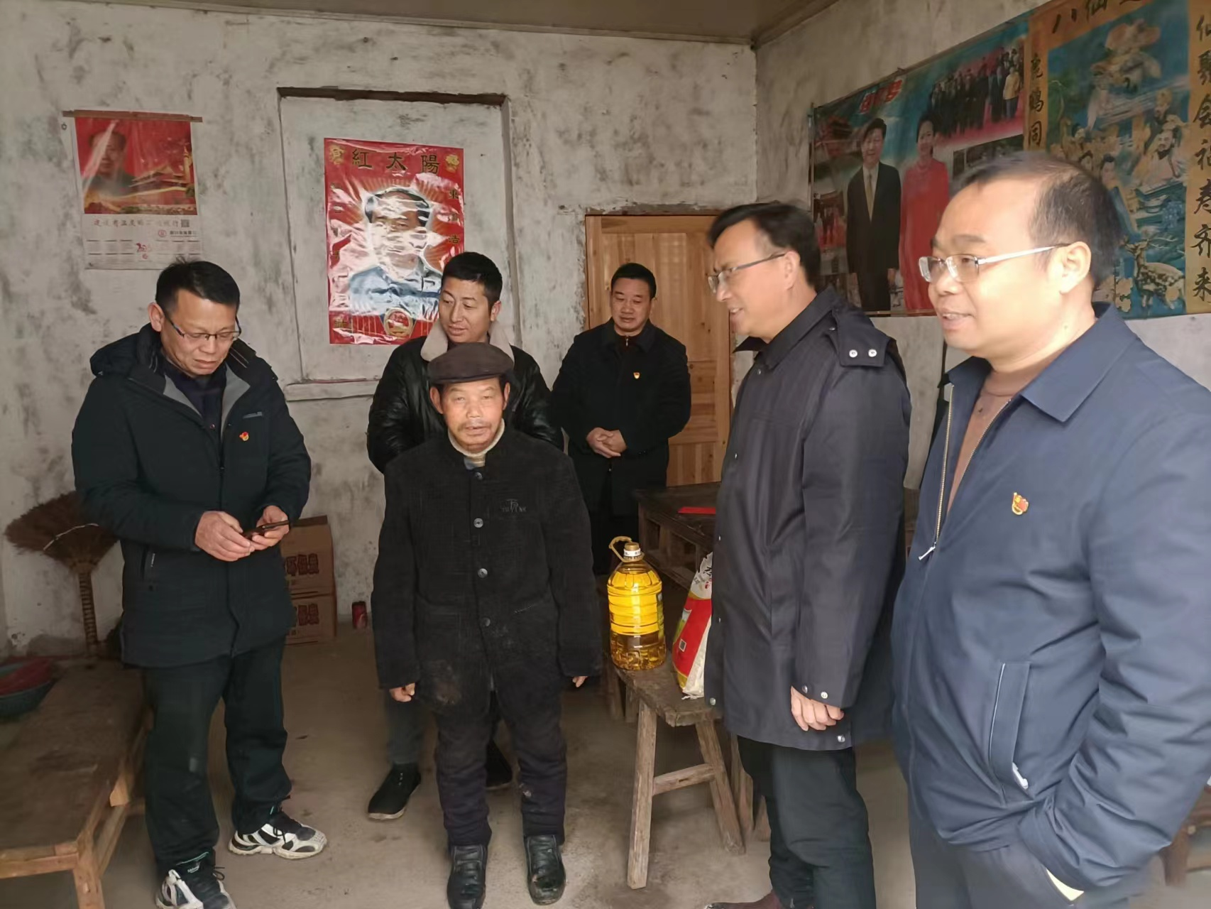 洞口縣職業(yè)中專學校領導到大坪村調(diào)研指導鄉(xiāng)村振興工作并開展走訪慰問