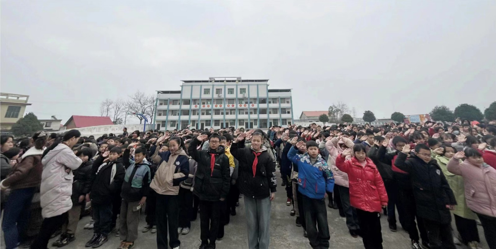 新學(xué)期，新起點(diǎn)，知識(shí)之門(mén)的開(kāi)啟