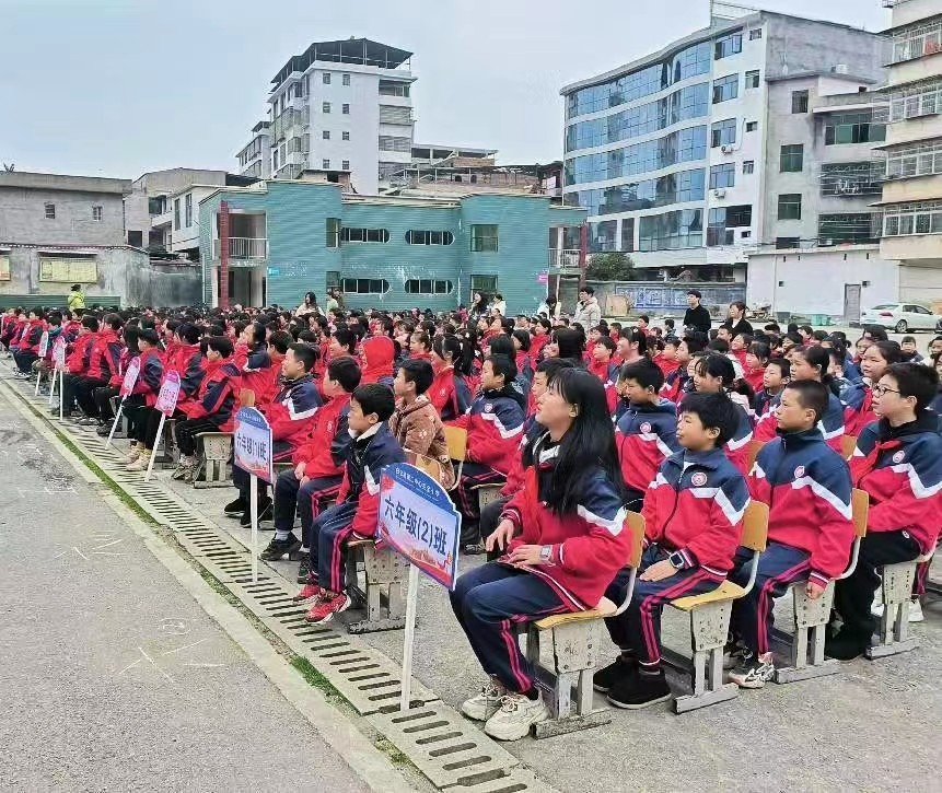 邁向知識，啟航未來！