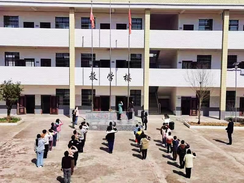 塘田市鎮(zhèn)花石小學(xué)開學(xué)典禮