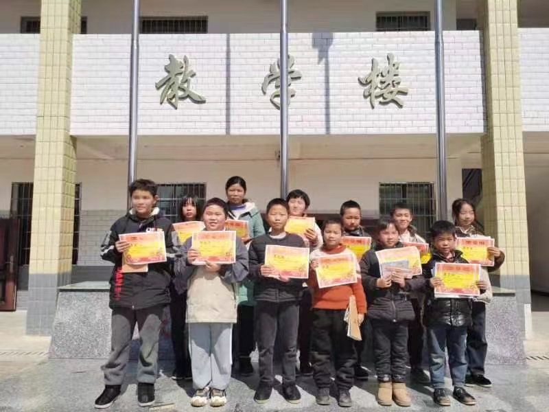 塘田市鎮(zhèn)花石小學(xué)開學(xué)典禮