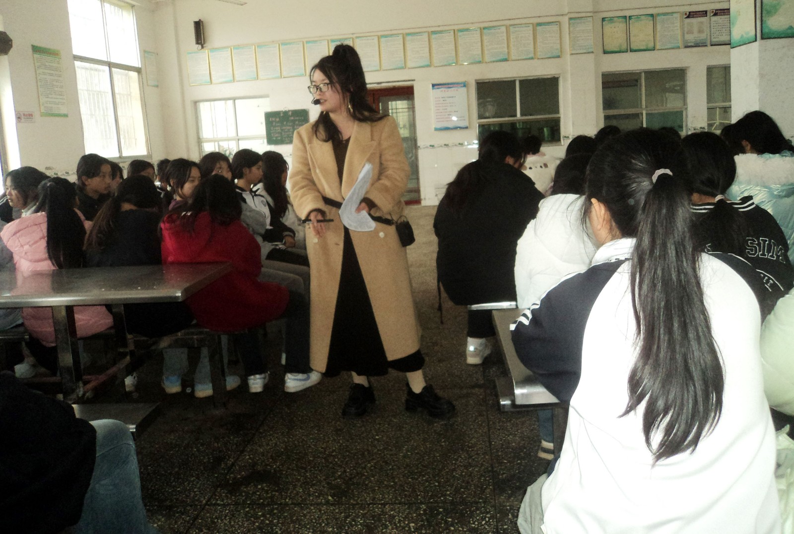 下花橋鎮(zhèn)中學(xué)開展 “預(yù)防性侵 呵護(hù)青春” 女孩權(quán)益保護(hù)講座