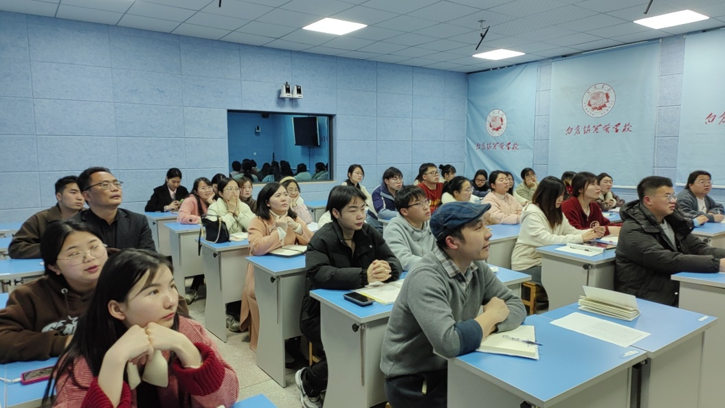 優(yōu)師引領(lǐng)促成長，攜手共進(jìn)譜新篇