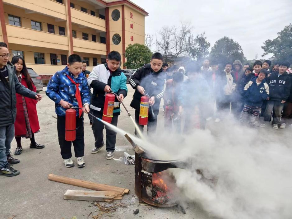 消防勤演練，防患于未“燃”