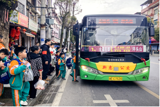 多措并舉消隱患   保駕護(hù)航促平安