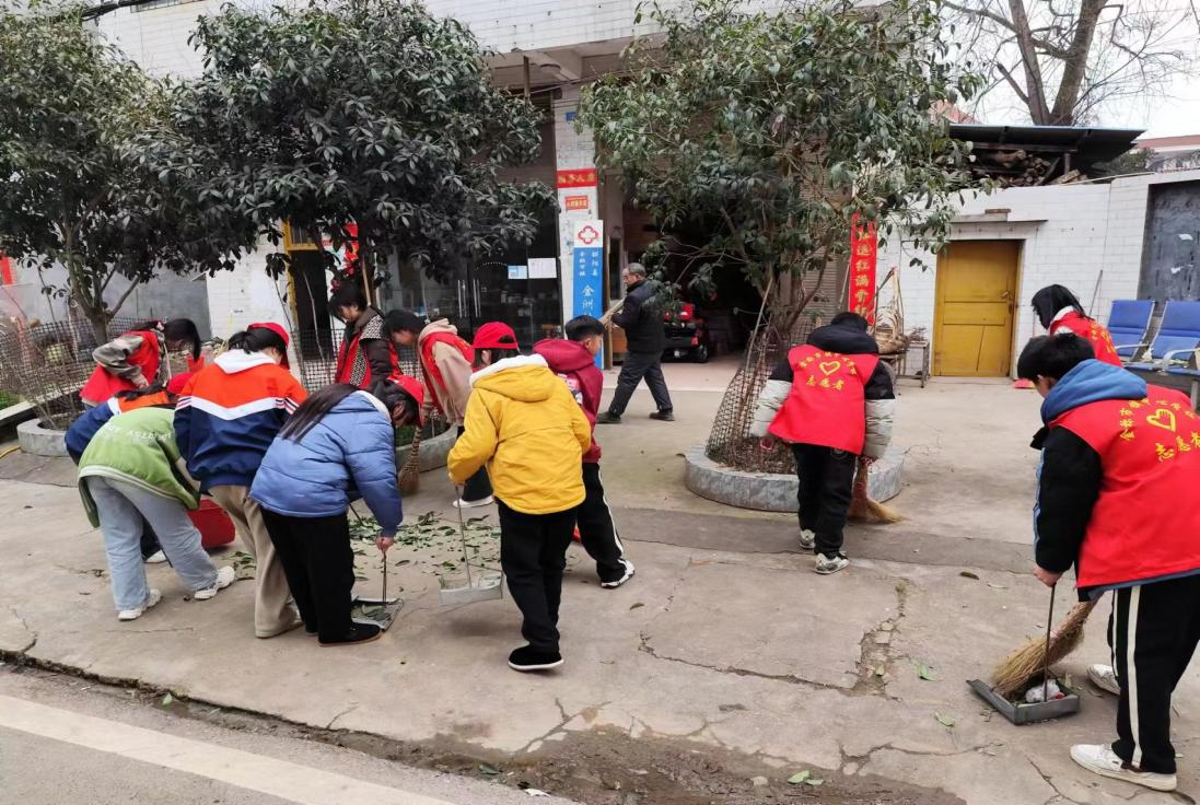 金稱(chēng)市鎮(zhèn)中學(xué)3.5學(xué)雷鋒活動(dòng)圓滿(mǎn)落幕