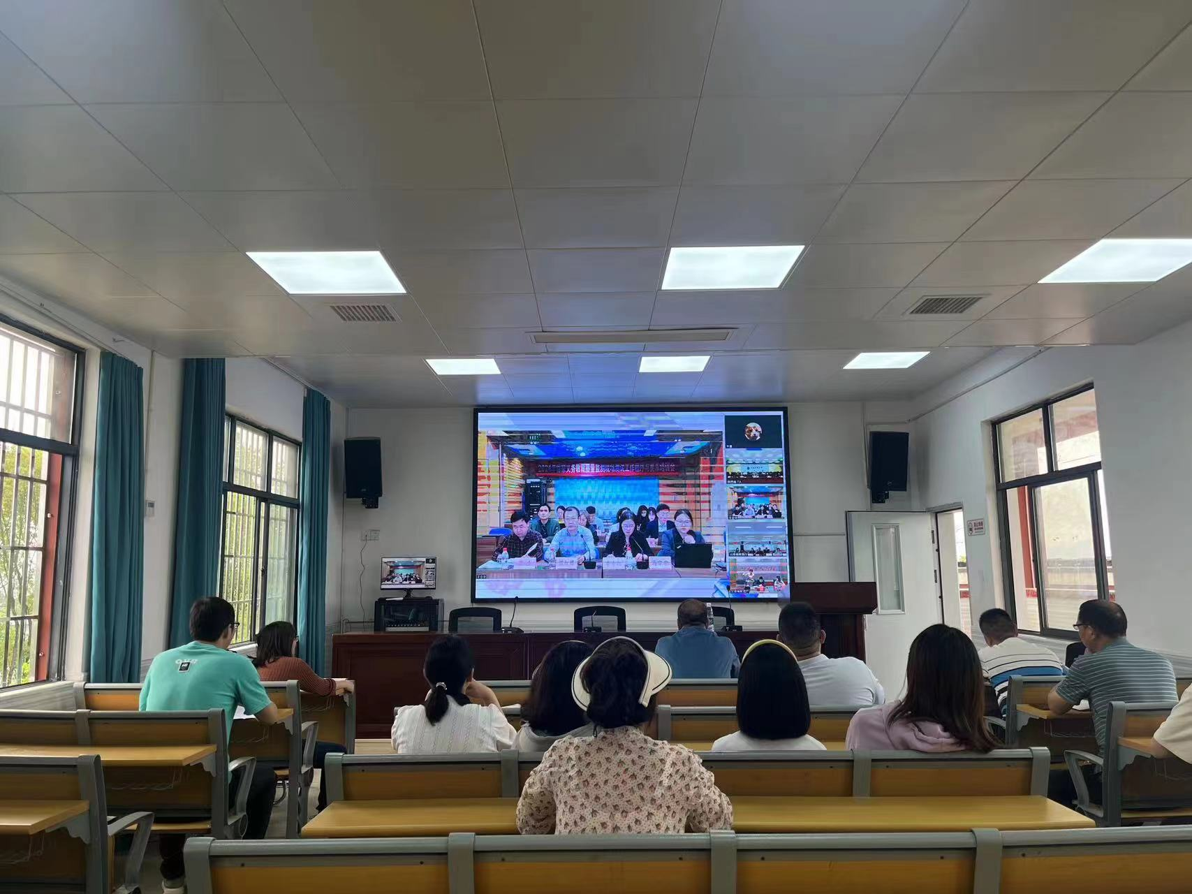 下花橋鎮(zhèn)中心完全小學(xué)組織“國(guó)家義務(wù)教育質(zhì)量抽測(cè)”模擬