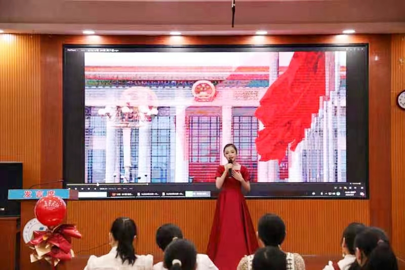 青春向黨心 共筑中國夢