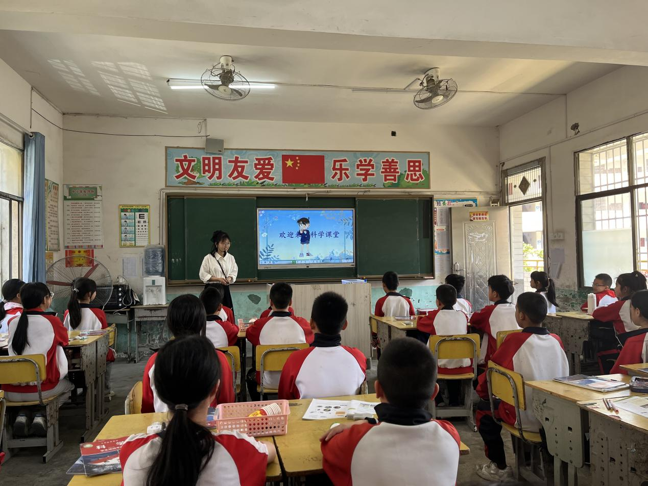 凝“心”聚力促成長，教學(xué)視導(dǎo)提質(zhì)量