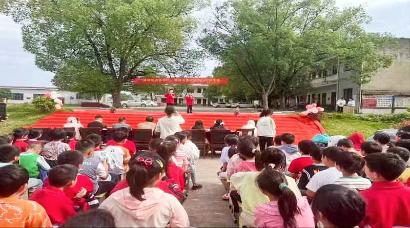 蓮山中心小學舉辦朗誦比賽