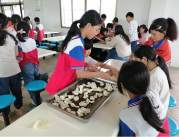 落實(shí)勞動(dòng)教育，弘揚(yáng)體育精神