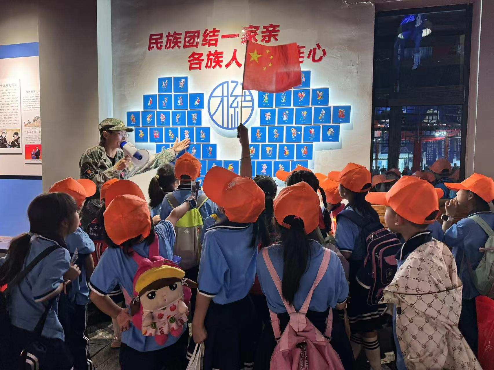 民族團(tuán)結(jié)促發(fā)展，研學(xué)之旅助成長(zhǎng)