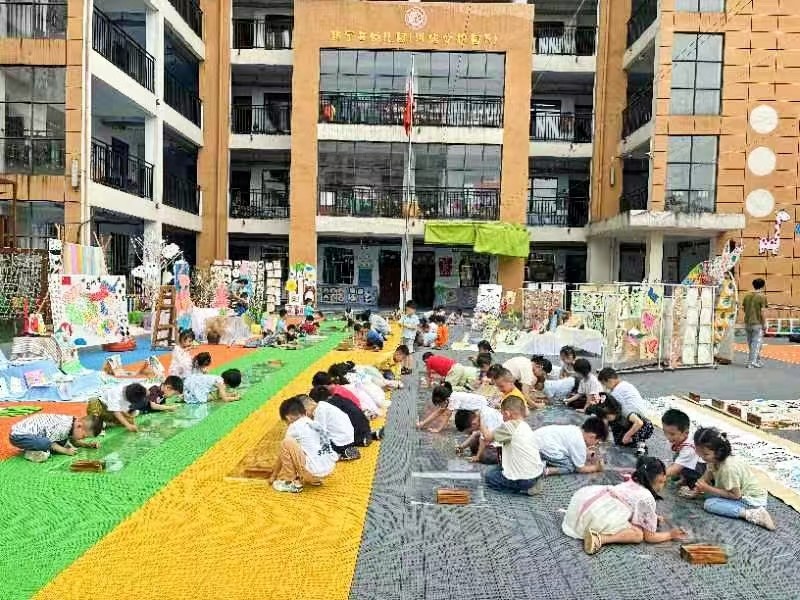 “繽紛六一，快樂涂鴉”主題慶六一美術(shù)作品展