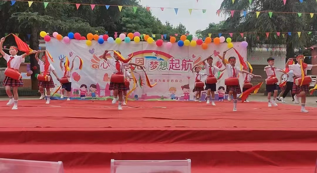 童心向陽，健康成長