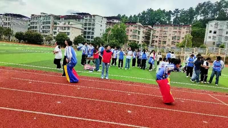 解壓賦能 笑迎中考