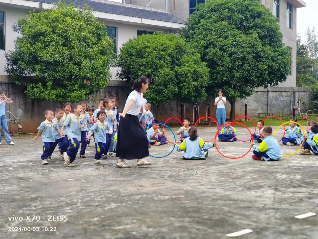 初夏送教入板橋攜手同行共芬芳