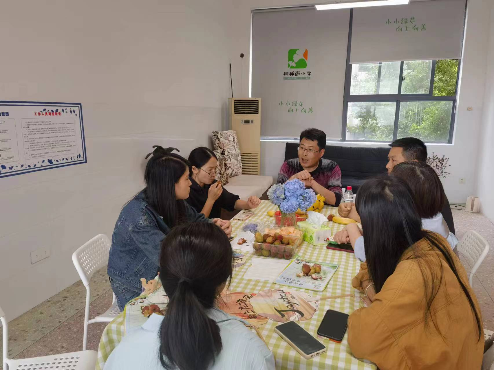 邵陽天心手拉手 結(jié)對共建促發(fā)展