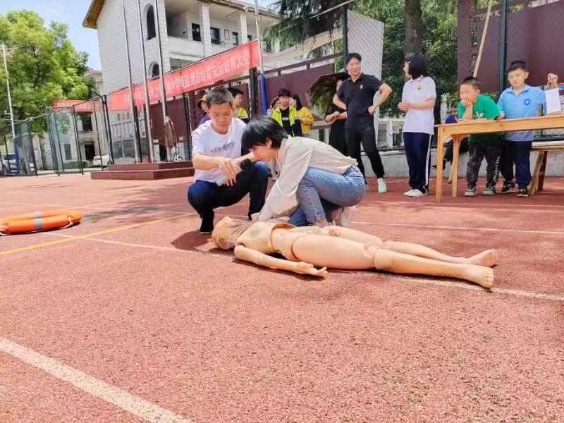 ?竹市鎮(zhèn)中學開展端午假前安全教育