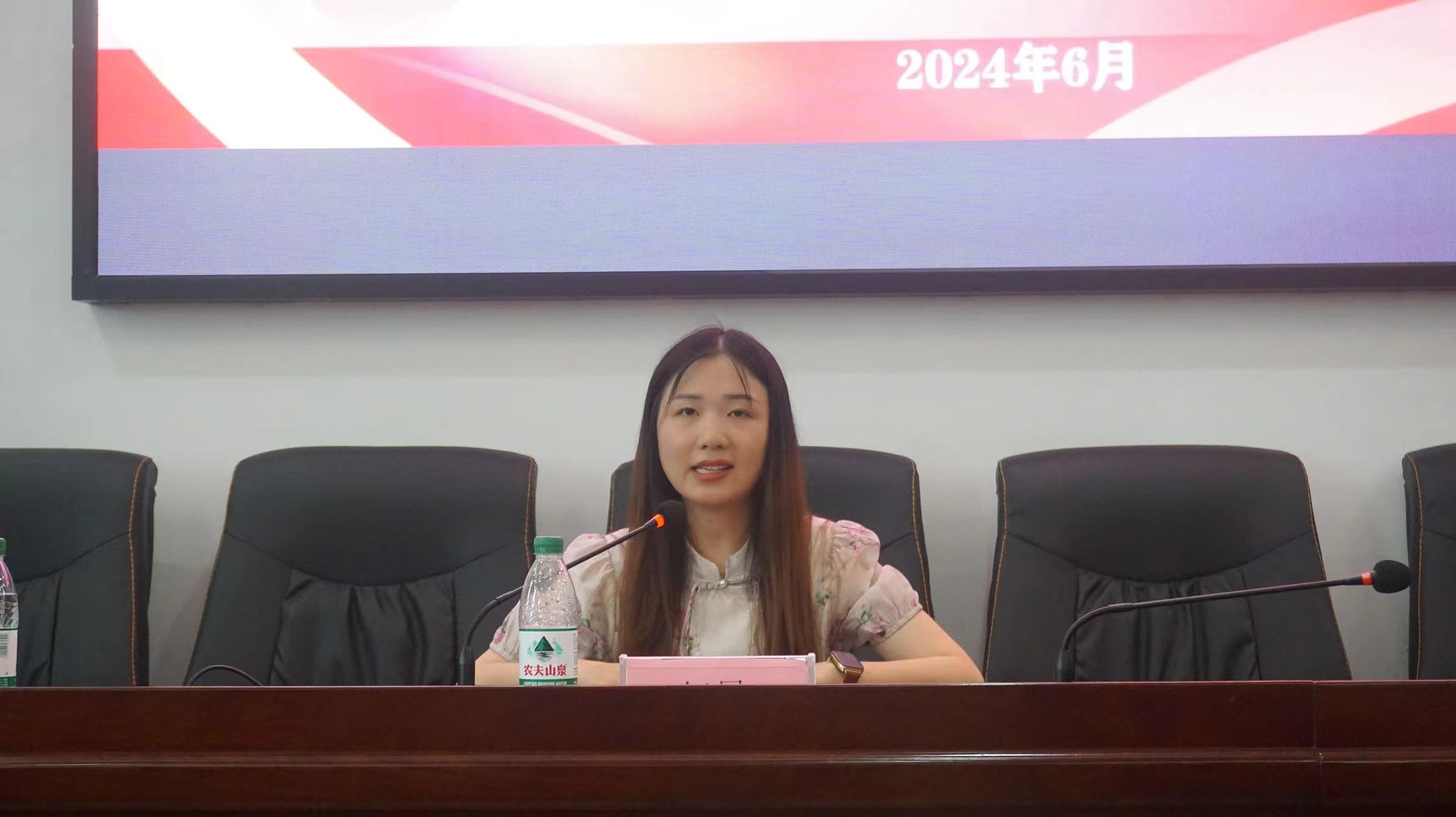 “強(qiáng)國(guó)志·青春說(shuō)”青聯(lián)大講堂活動(dòng)在邵陽(yáng)縣工業(yè)職中舉行