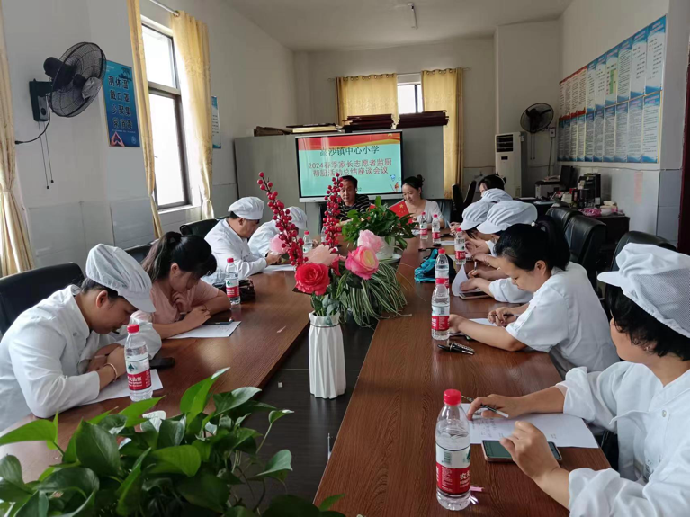 一路同行感恩有你 回首展望共話未來