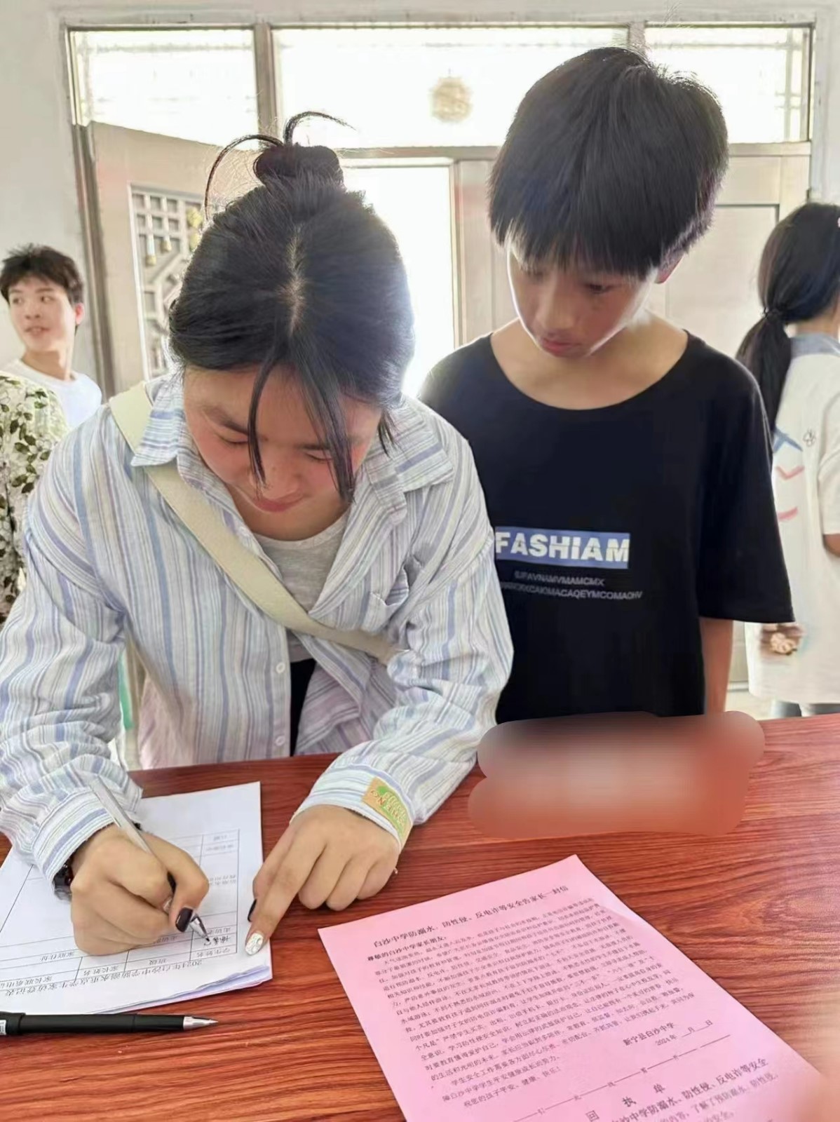 白沙中學(xué)開展全面家訪活動，筑牢學(xué)生安全防線