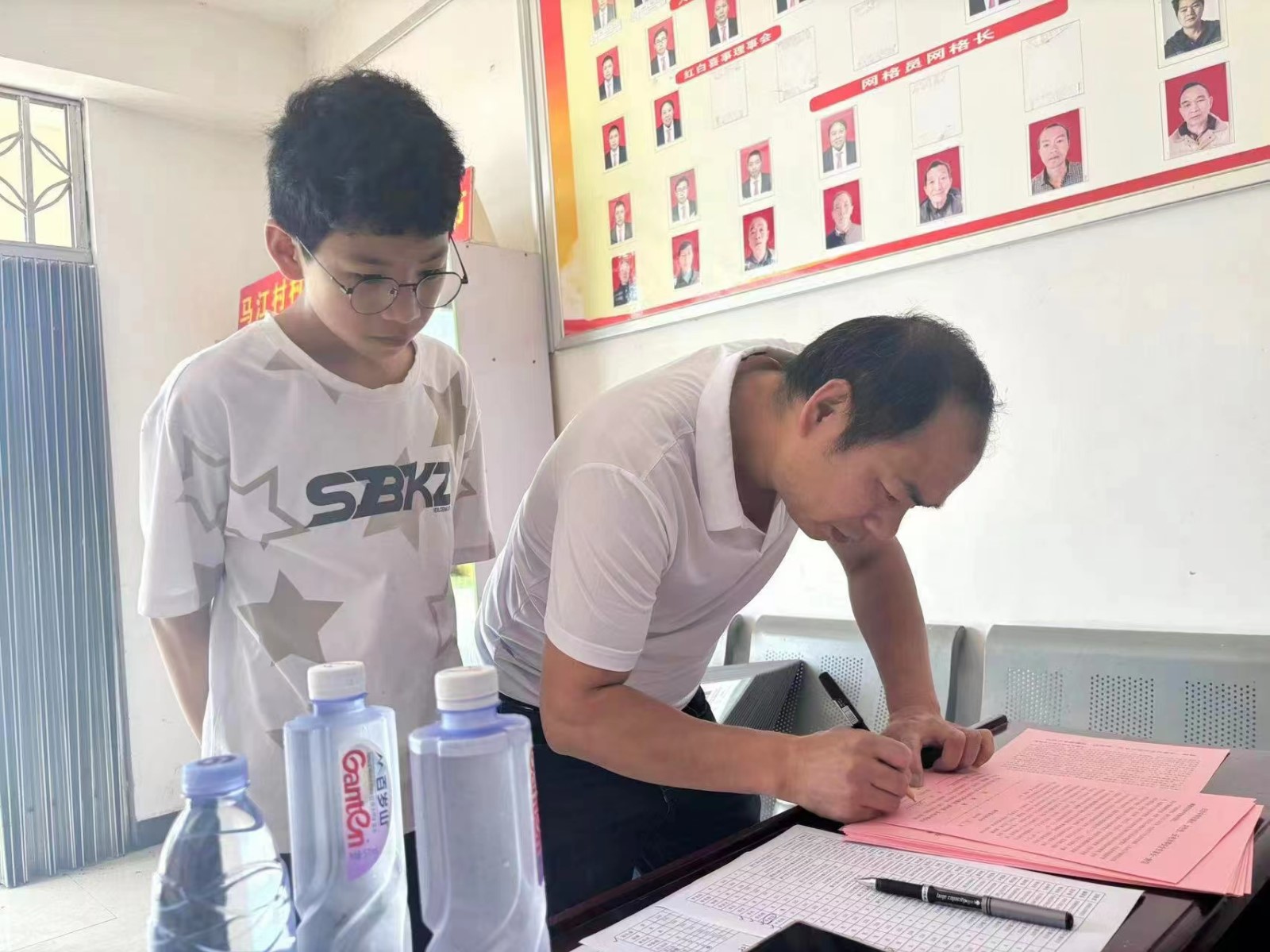 白沙中學(xué)開展全面家訪活動，筑牢學(xué)生安全防線