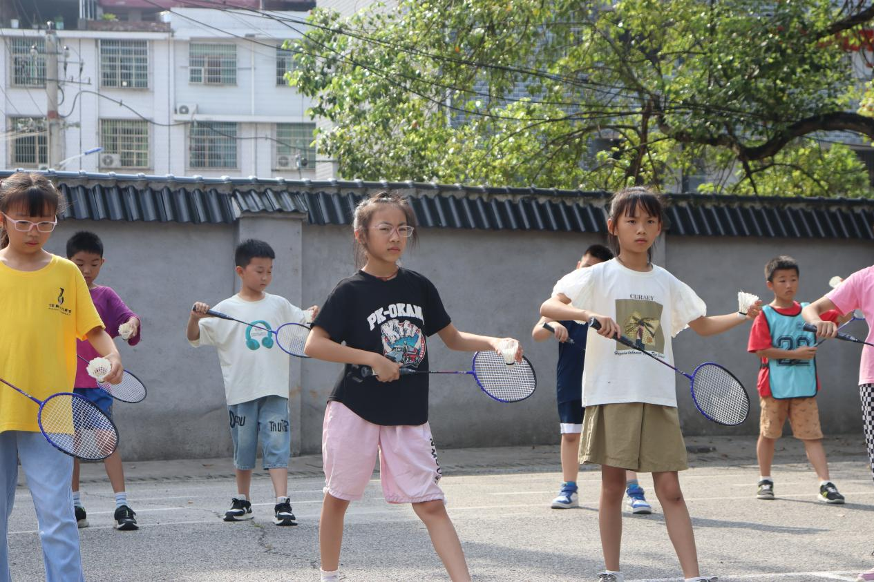 “領(lǐng)夢(mèng)者·希望”青春三下鄉(xiāng)：以羽動(dòng)青春之名，展青春飛揚(yáng)之彩