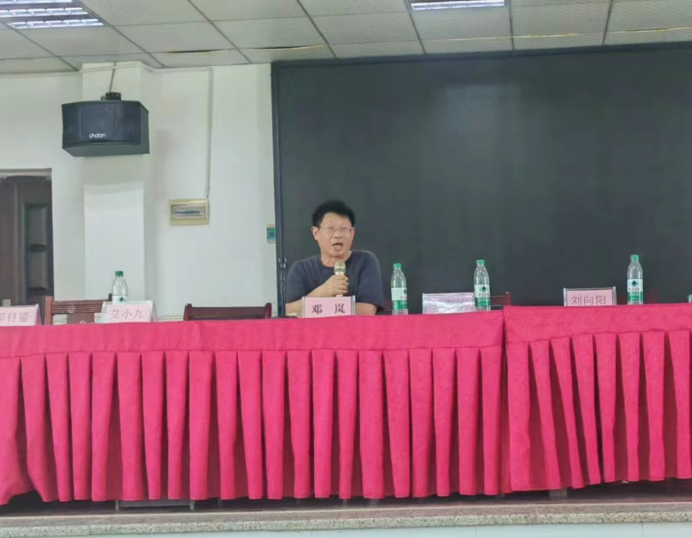 暑期充電，鑄魂育人