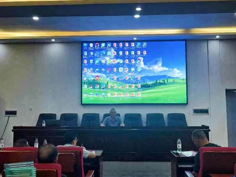 技能充電 精神補(bǔ)鈣 工作加油