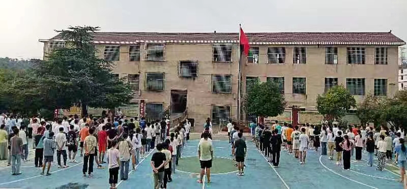 新學(xué)期 新篇章