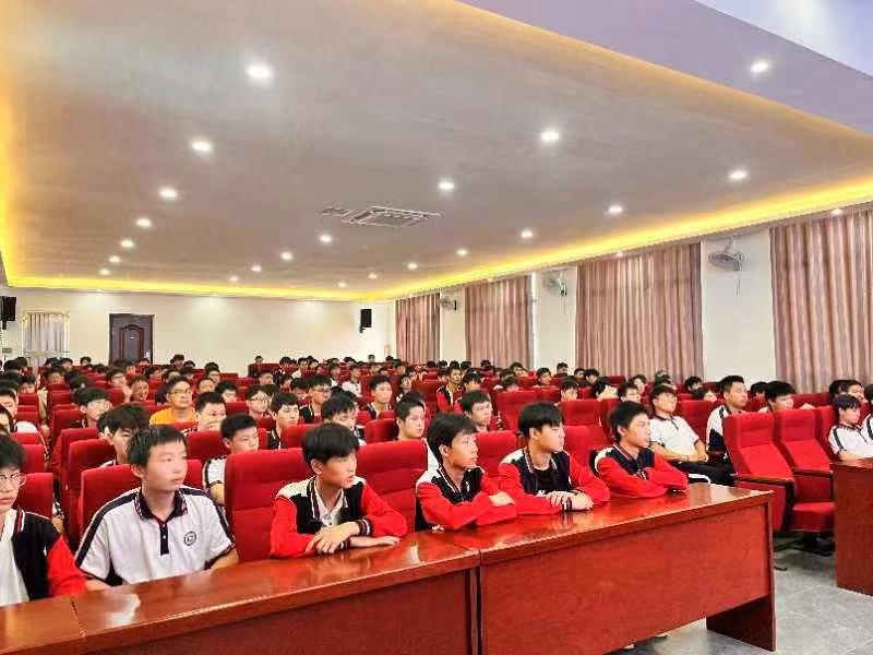 揚法治之翼，守“未”安全成長