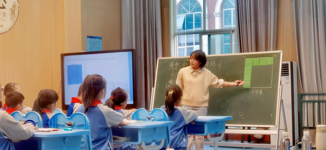 我的育人故事，黑田鋪黃瑤