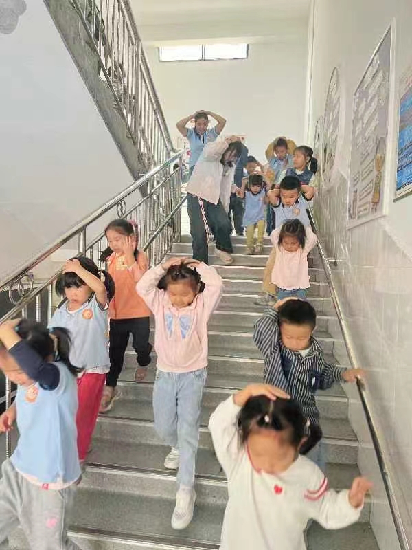 演練有方，地震不慌