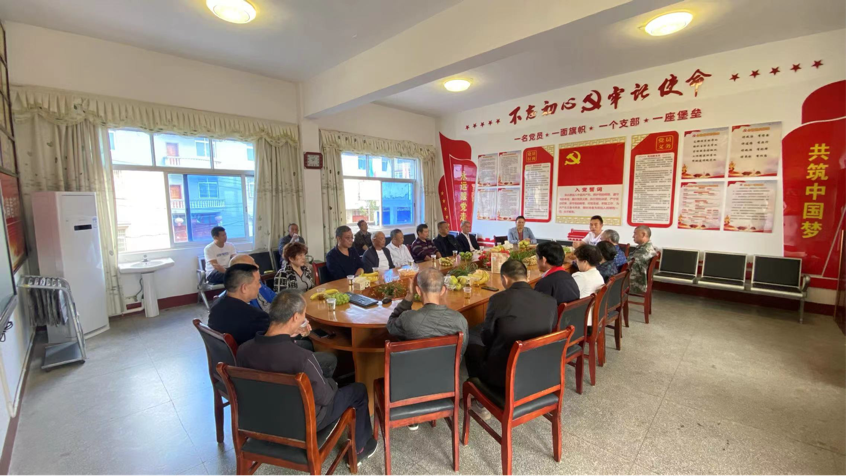 九九重陽節(jié)，濃濃敬老情