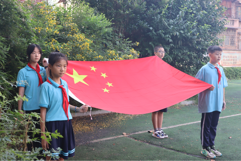 塘渡口鎮(zhèn)第二完全小學(xué)啟動(dòng)“變廢為寶 從我做起”科學(xué)調(diào)查體驗(yàn)