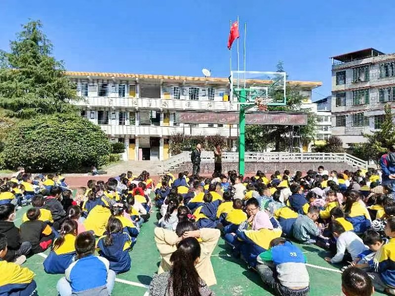 白倉(cāng)中心完小 秋季消防演練圓滿成功