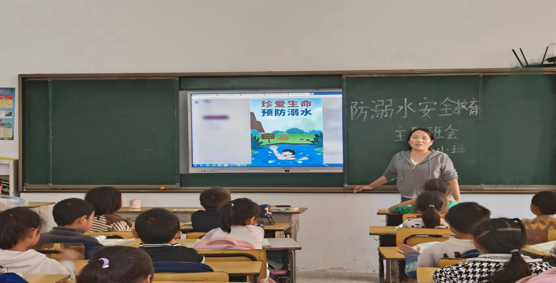 “秋冬換季，安全‘泳’記 —— 強(qiáng)化防溺水意識(shí)與技能”