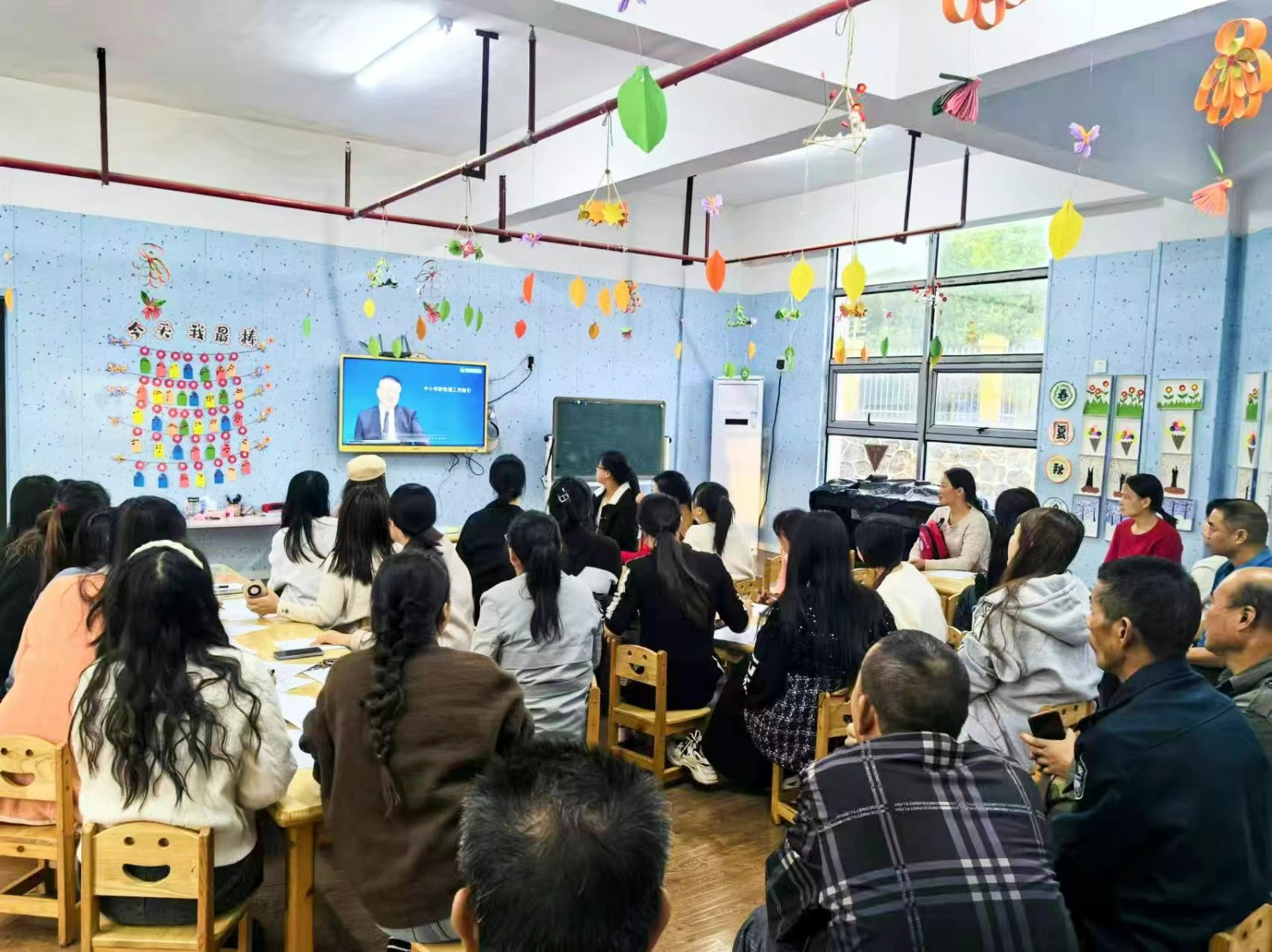 利劍護(hù)蕾，守護(hù)成長(zhǎng)