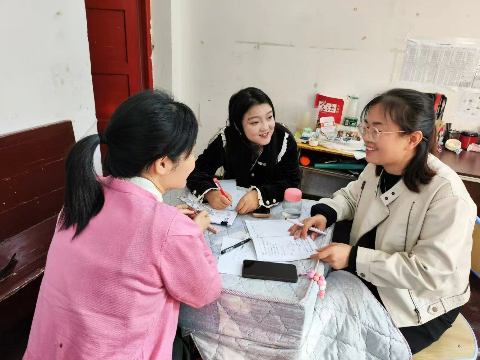 北塔區(qū)教育局到北塔小學開展教學視導工作